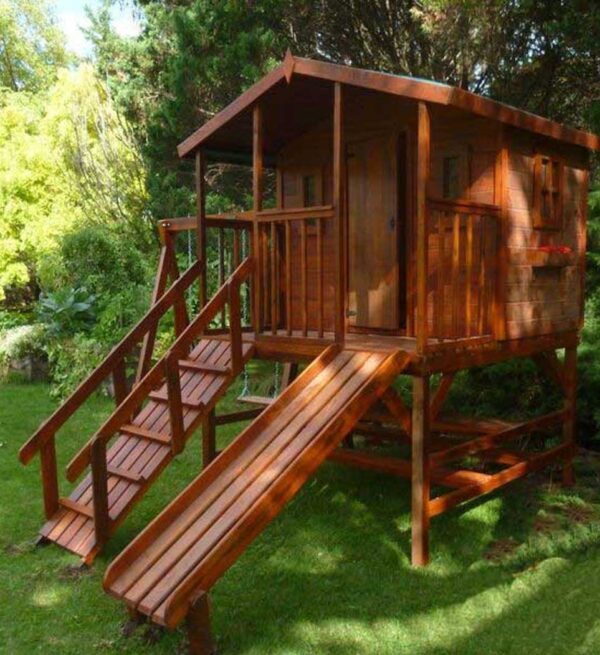 Casita Alta con juegos y Hamacas